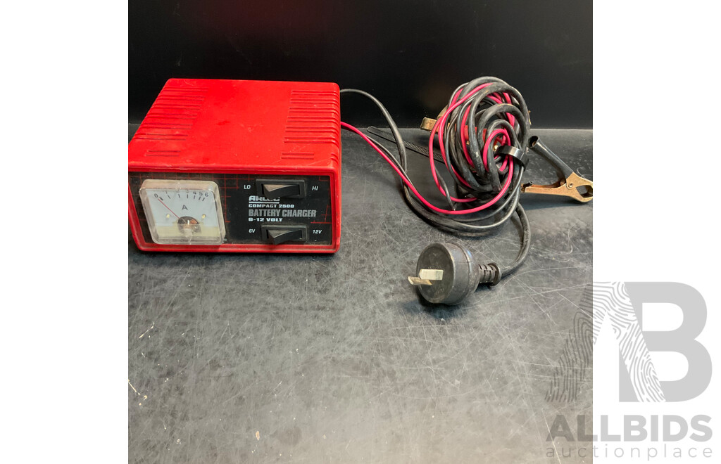 BOSCH Box Contains GWS1440C Angle Grinder & Assorted Car-Related Tools