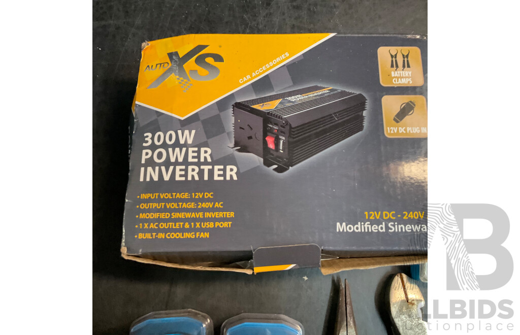 Ryobi Tools Carry Bag - Contains Assorted Tools