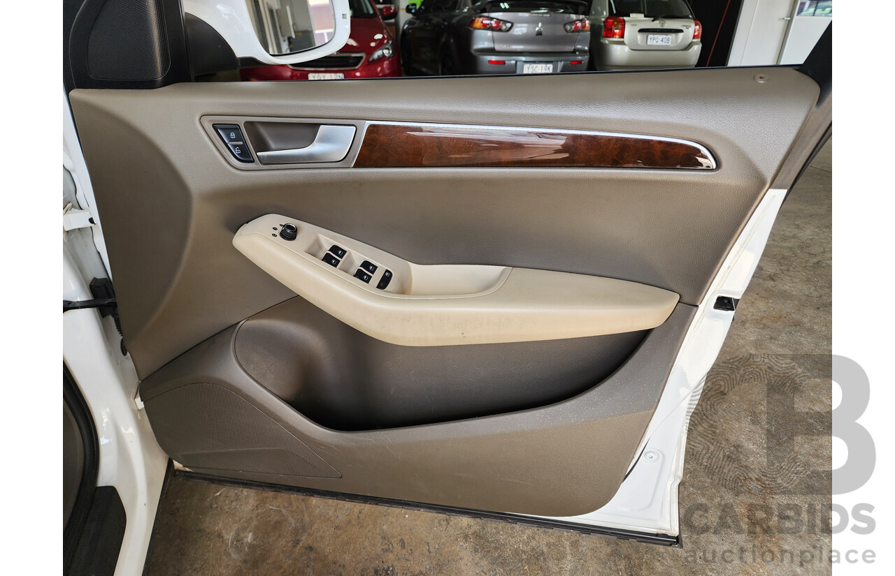 6/2011 Audi Q5 2.0 TDI Quattro 8R MY12 4d Wagon White 2.0L