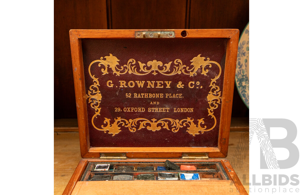 Early Timber Artists Box by R.Rowney & Co