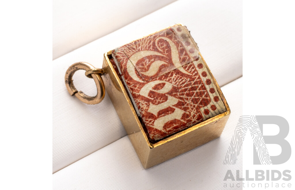 9ct Vintage 'Emergency 10 Pound Note' Charm, 10mm x 14mm, 1.50 Grams