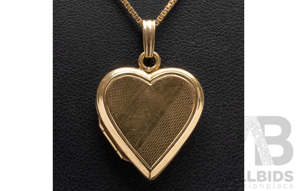 9ct Vintage Yellow Gold Heart Locket & 9ct Yellow Gold Box Link Chain, 45cm, 6.05 Grams