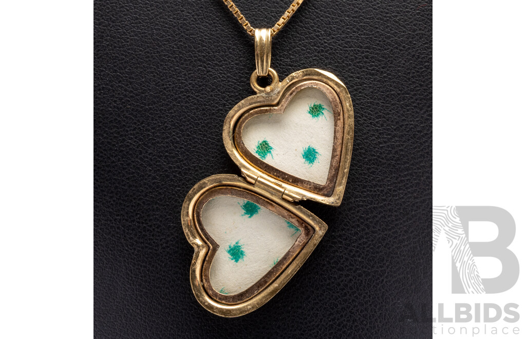 9ct Vintage Yellow Gold Heart Locket & 9ct Yellow Gold Box Link Chain, 45cm, 6.05 Grams