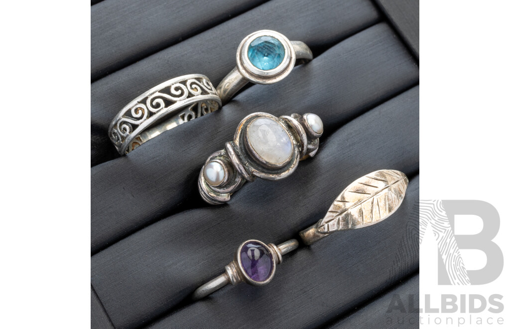 Collection of (5) Sterling Silver Rings Including Moonstone, Amethyst & Swiss Blue Topaz, 19.81 Grams