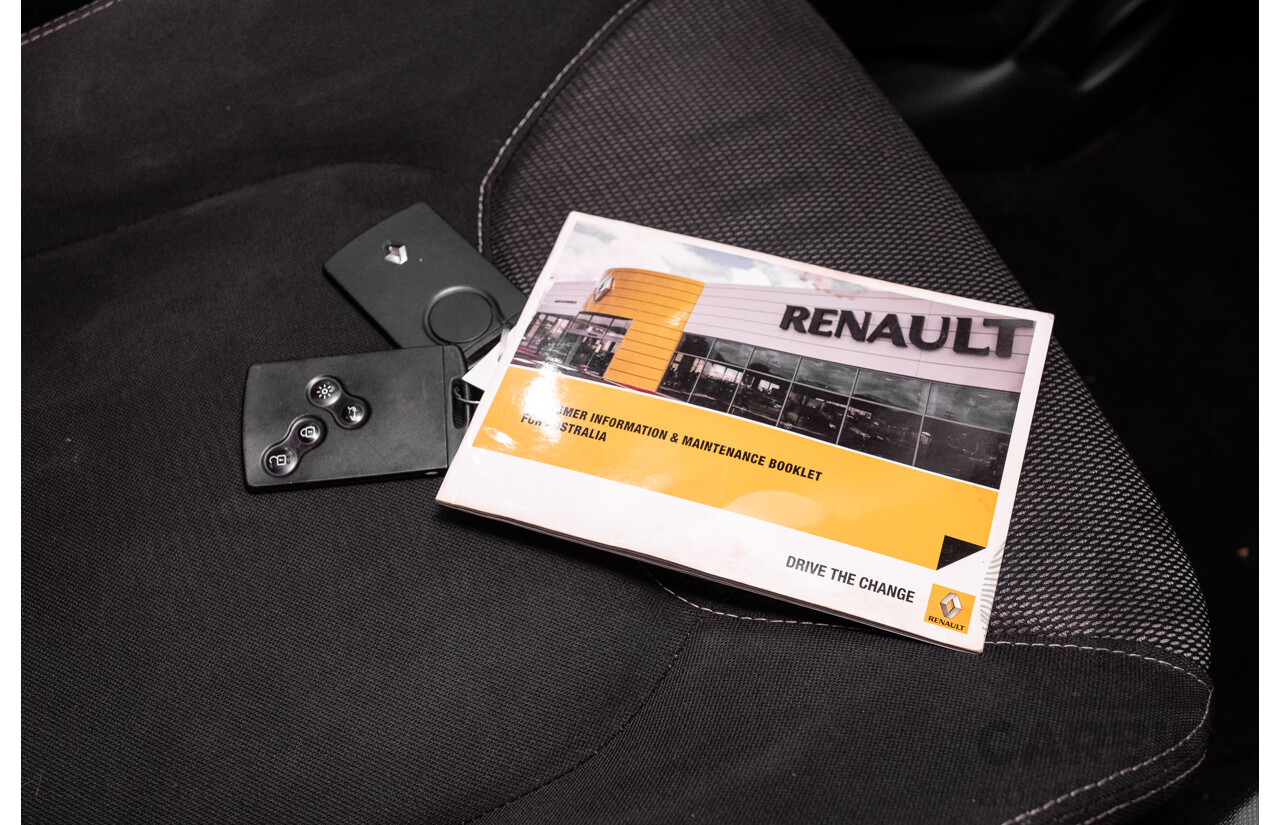 4/2014 Renault Clio Expression X98 5d Hatchback Diamond Black Turbo 1.2L