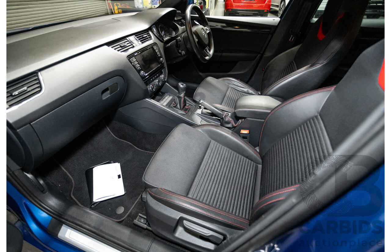 06/2015 Skoda Octavia RS 162 TSI NE MY15 4d Wagon Race Blue Metallic Turbo 2.0L