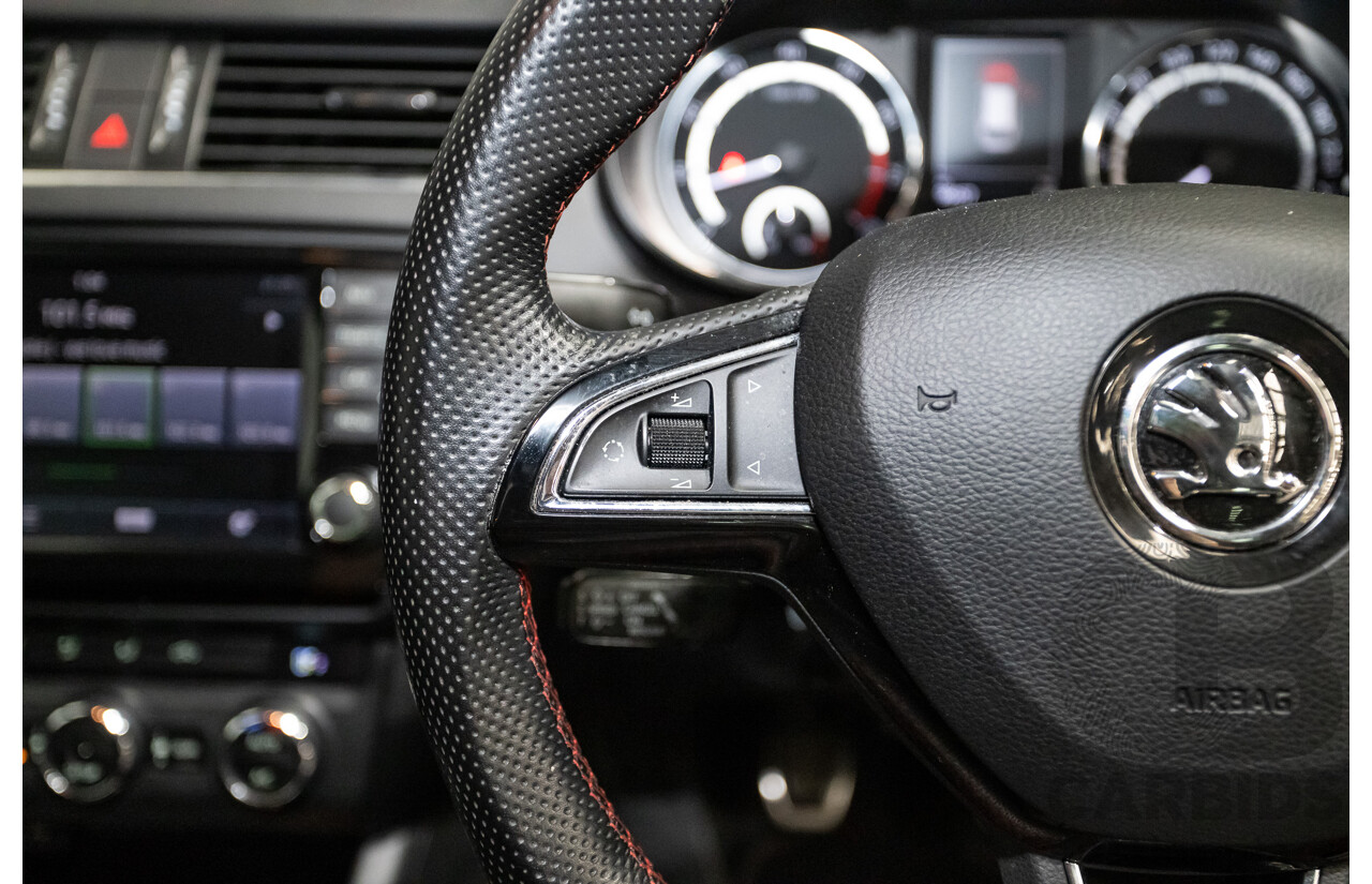 06/2015 Skoda Octavia RS 162 TSI NE MY15 4d Wagon Race Blue Metallic Turbo 2.0L