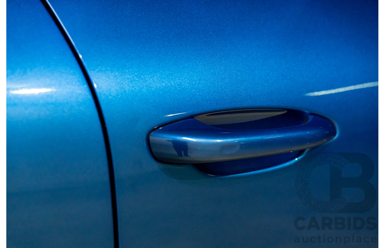 01/2016 Porsche Macan S Diesel (AWD) MY16 4d Wagon Sapphire Blue Metallic Turbo Diesel 3.0L