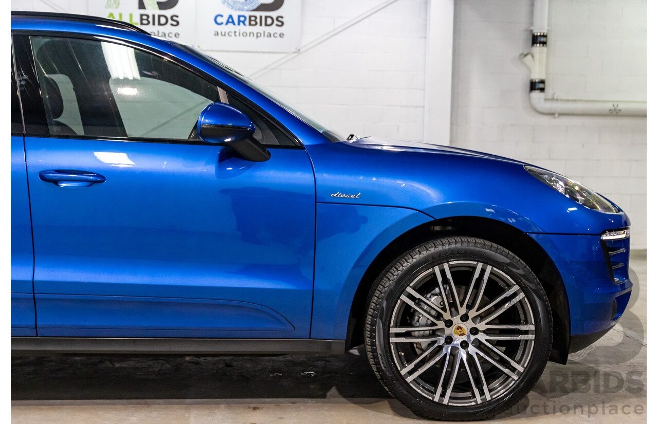 01/2016 Porsche Macan S Diesel (AWD) MY16 4d Wagon Sapphire Blue Metallic Turbo Diesel 3.0L