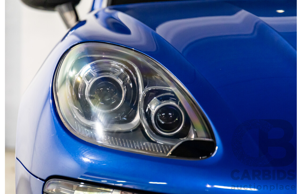 01/2016 Porsche Macan S Diesel (AWD) MY16 4d Wagon Sapphire Blue Metallic Turbo Diesel 3.0L