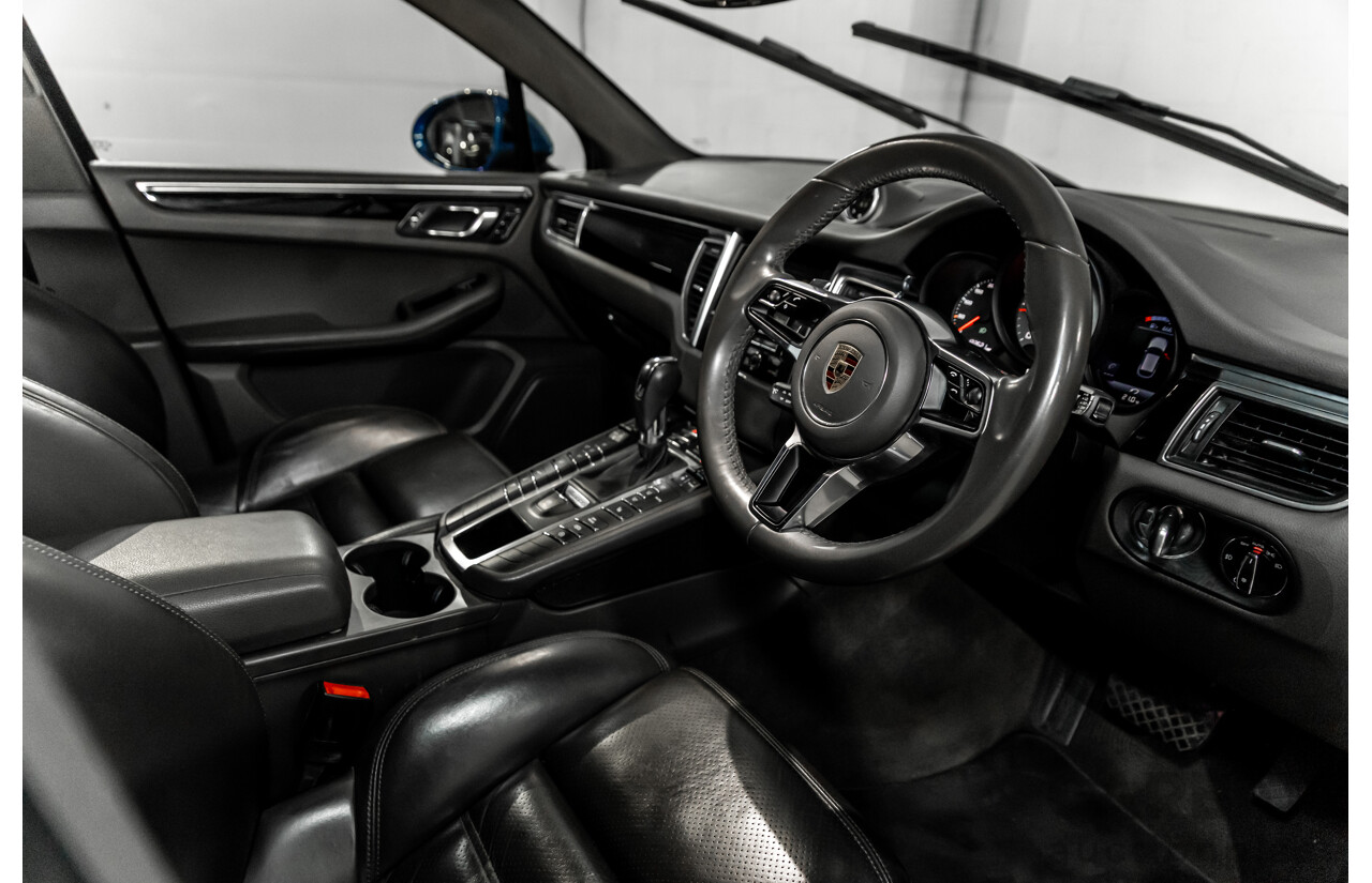 01/2016 Porsche Macan S Diesel (AWD) MY16 4d Wagon Sapphire Blue Metallic Turbo Diesel 3.0L