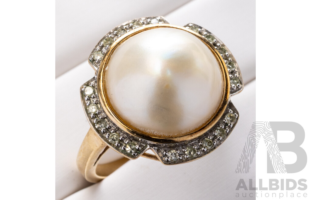 9ct Mabe Pearl & Diamond Ring, Est TDW 0.25ct, Size P, 4.32 Grams