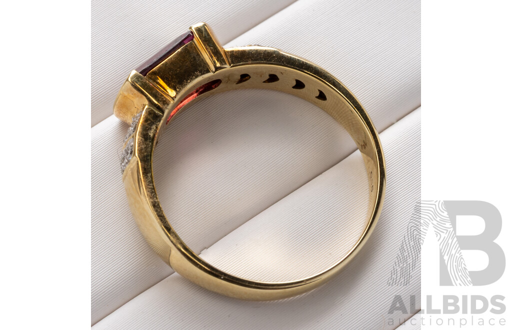 14ct Rhodolite Tourmaline & Diamond Ring, Est TDW 0.12ct, Size O, 5.20 Grams