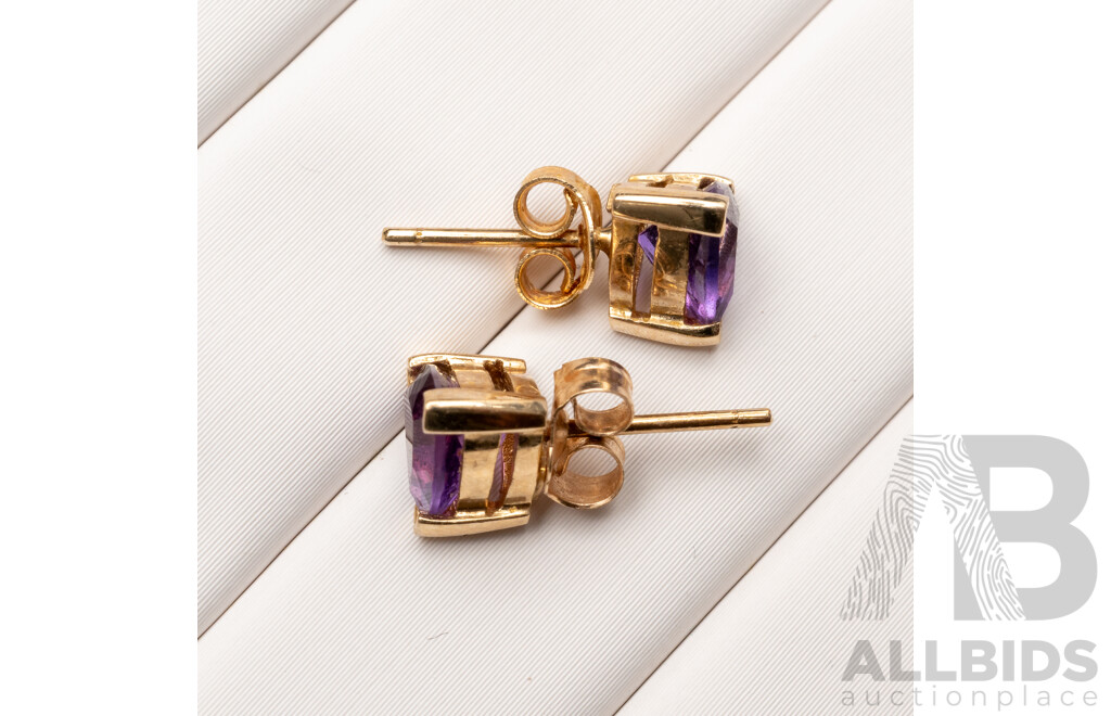 9ct Amethyst Trilliant Cut Stud Earrings, 6.8mm, 1.28 Grams