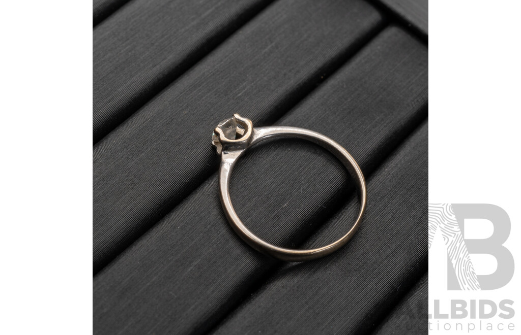 18ct Vintage Diamond Solitaire Engagement Ring, Est TDW 0.25ct, Size L, 1.78 Grams