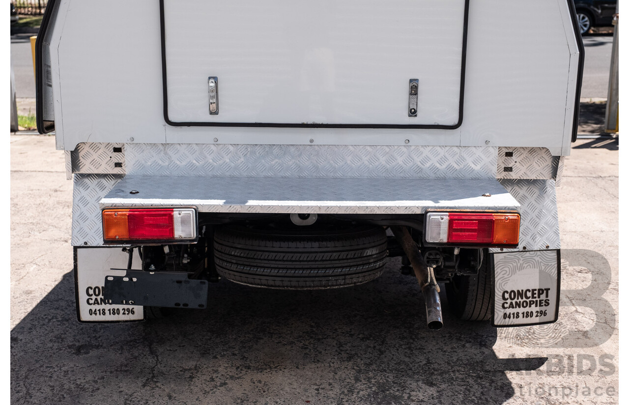 11/2023 Toyota Hilux Workmate (4x2) TGN121R C/Chas Glacier White 2.7L