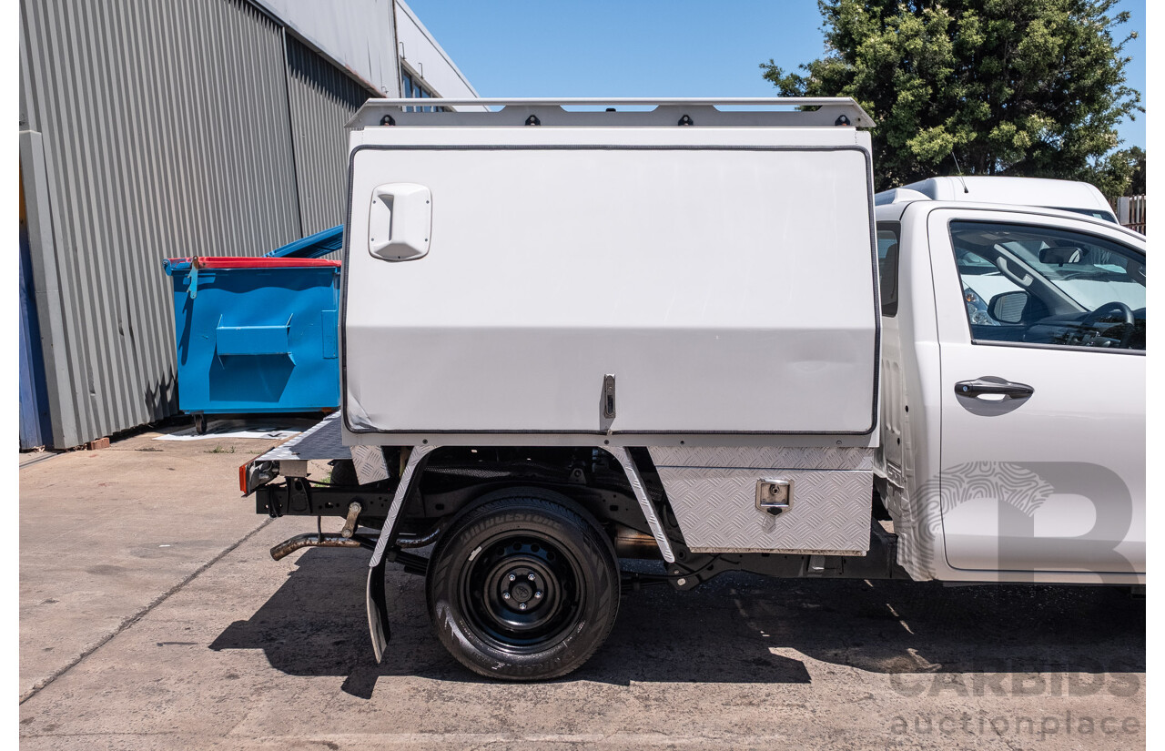 11/2023 Toyota Hilux Workmate (4x2) TGN121R C/Chas Glacier White 2.7L