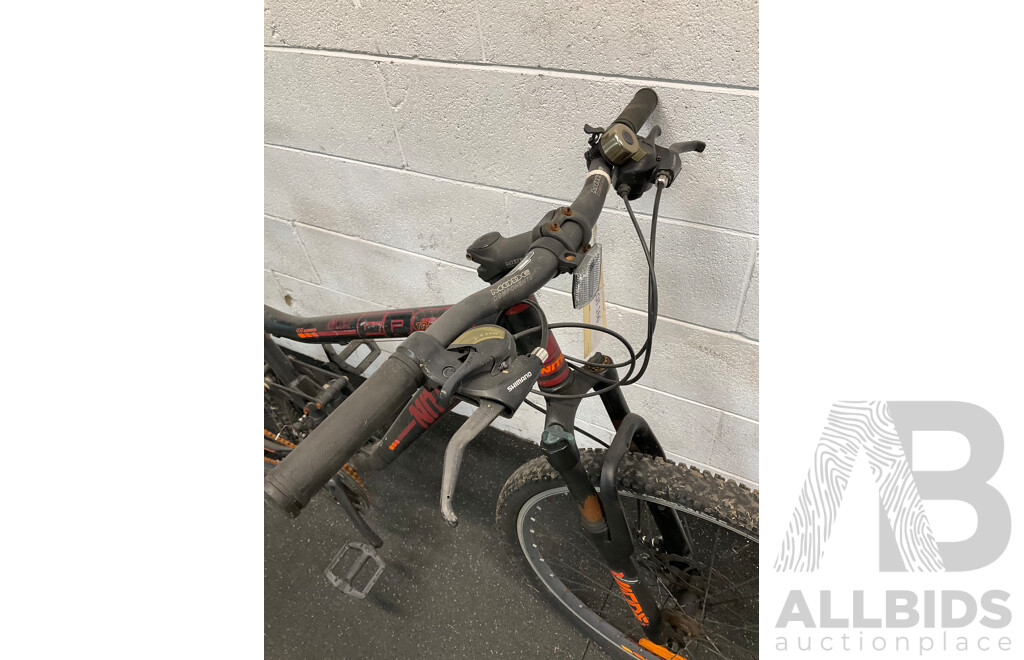 NITRO TRAVERSE Mountain Bike