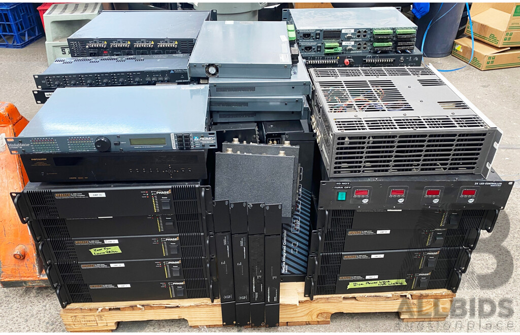 Pallet Lot of Assorted Audio Equipments/Amplifiers