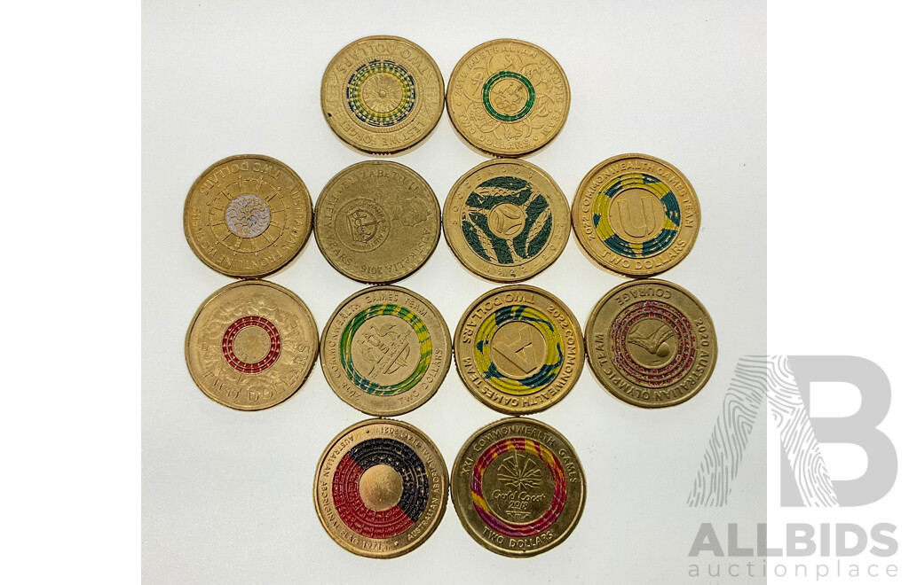 Twelve Australian Commemorative Two Dollar Coins Including 2022 Commonwealth Games A,U, 2022 Front Line Workers, 2021 Aboriginal Flag, 2016 Fifty Years Decimal Currency, 2020 Socceroos ........