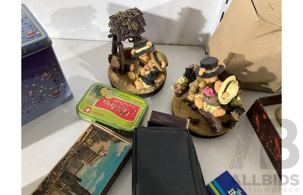 Vintage Kodak Instamatic 25, Boxed David Jones German Gent's Razor and Brush, Two 1981 Charles and Diana Wedding Mugs, Musical Tins, Resin Lover Bears