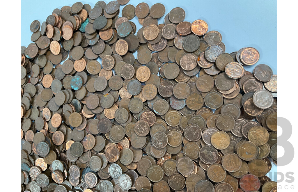 Collection of Australian One Cent Coins, Examples Spanning 1966 to 1989 - Approximately 4.9 Kilograms