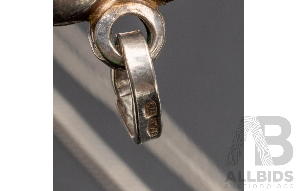 925 Sterling Silver Assorted Chains, Pendants and Earrings. Lot of 10 - 46.65gms