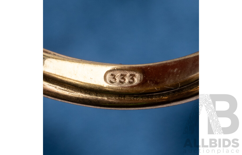 8ct Yellow Gold Rings. Lot of 2 - 5.54gms