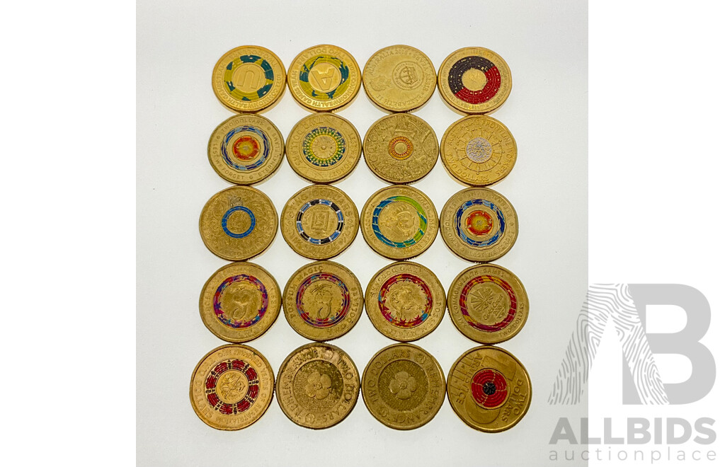 Twenty Australian Commemorative Two Dollar Coins Including 2021 Aboriginal Flag, 2022 Front Line Workers, 2018 Armistice, 2016 50 Years Decimal Currency, 2012 Remembrance(2)..........