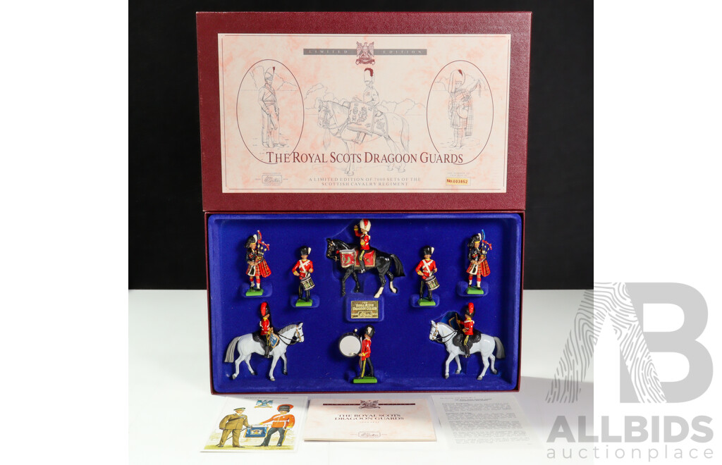 Britains Limited Edition ‘The Royal Scots Dragoon Guards’ Figure Set, Made in England  - 1:32 Scale