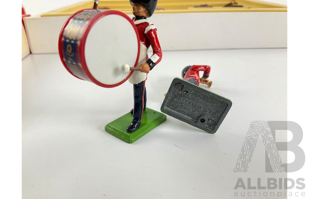 Vintage Boxed Britains Cast Lead Queen Elizabeth II and Life Guard Trumpeter on Horse Back with Scots Guards Drums and Bugles, Made in England - 1:32 Scale