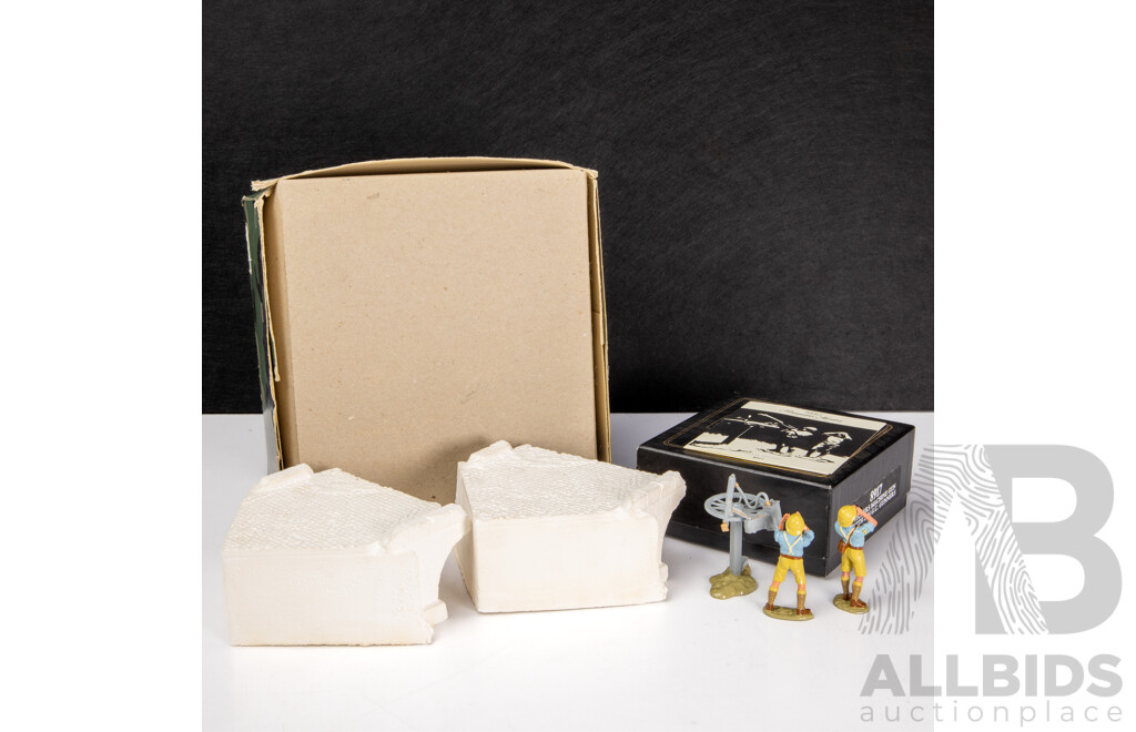 W. Britain Cast Premier Series Cast Lead Vickers Machine Gun with Two M.G.C Gunners, Created by Charles Biggs, Made in England with MDA Plaster Demolished Diorama Bridge