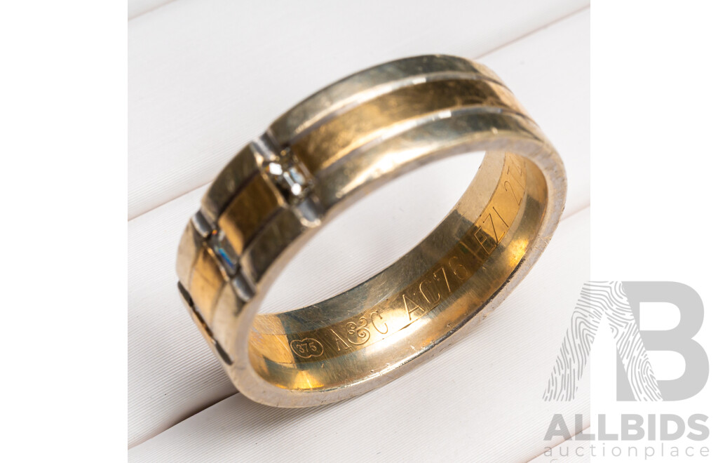A&C 9ct Baguette Diamond Two Tone Mens Wedding/dress Ring, TDW 0.15ct, Size W, 10.32 Grams
