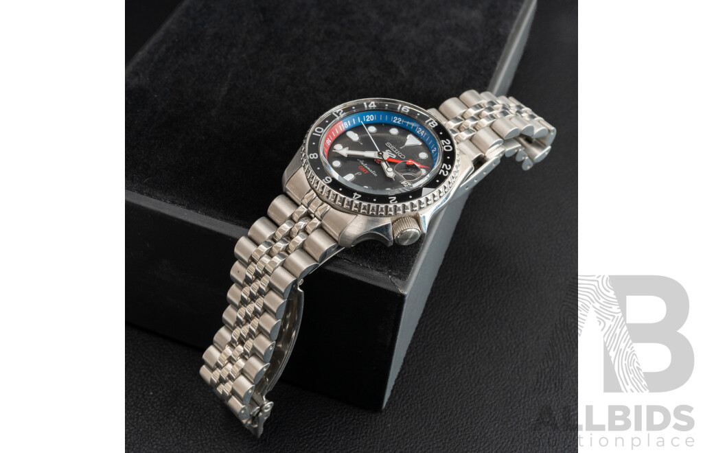 Seiko Automatic GMT 4R34-00F0 Mens Watch