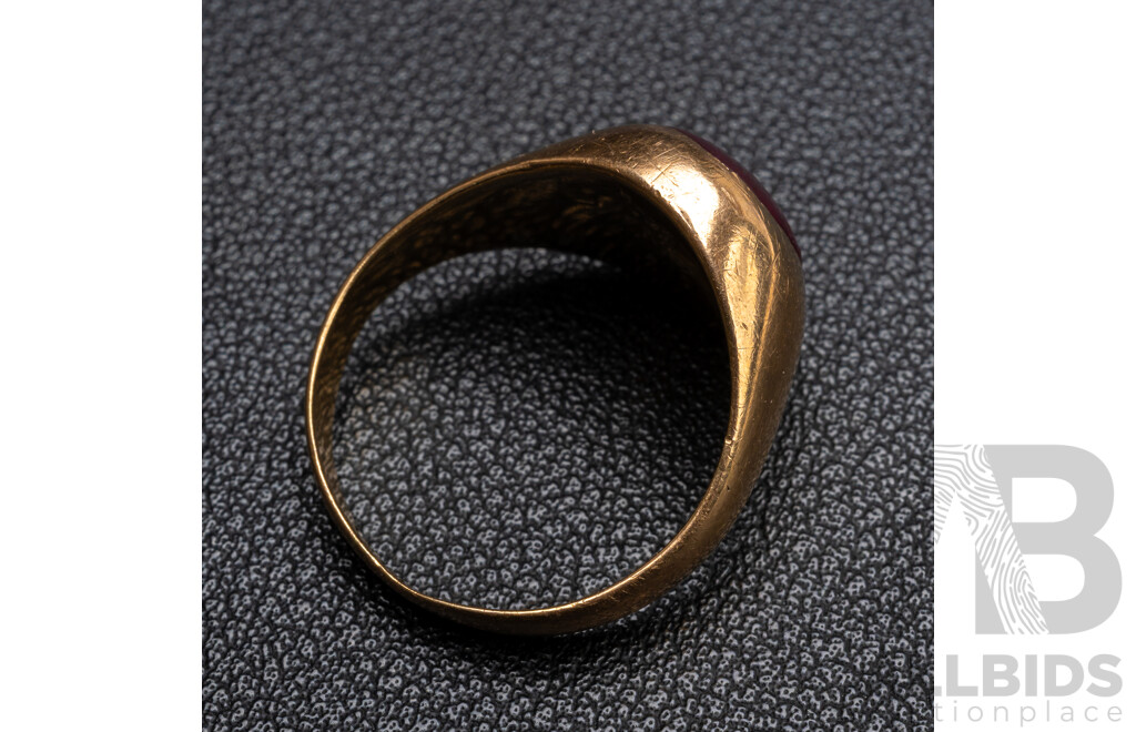 9ct Vintage Ruby Cabochon Signet Ring, Size U, 5.21 Grams
