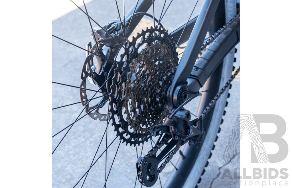 Trek Top Fuel 24 Speed Mountain Bike