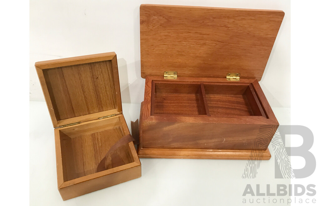 Fujifilm Instax Mini 11 Camera with Jewellery Boxes