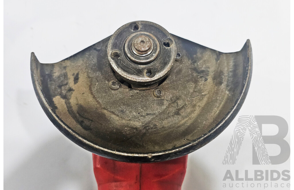 Milwaukee (M18 CAG125XPD) Angle Grinder