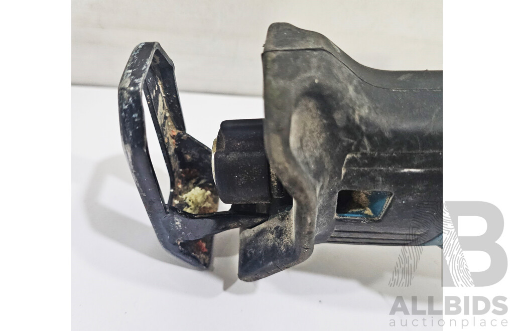 Makita (DJR183) 18V Reciprocating Saw