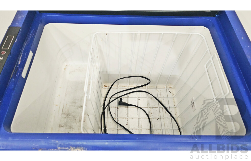 King (MCD65) Escape 65 Fridge/Freezer