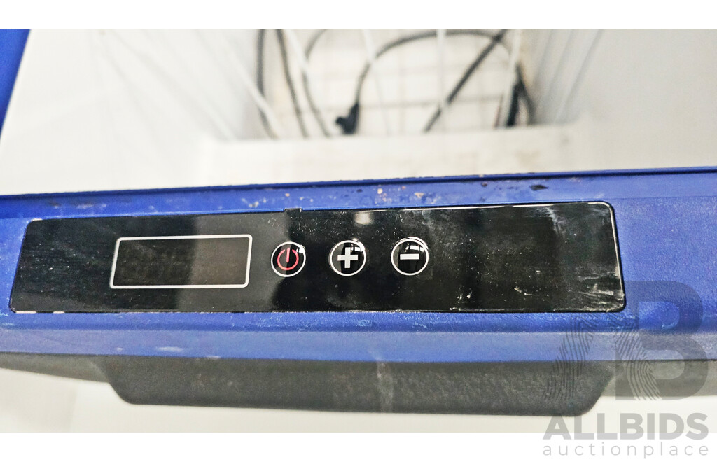 King (MCD65) Escape 65 Fridge/Freezer