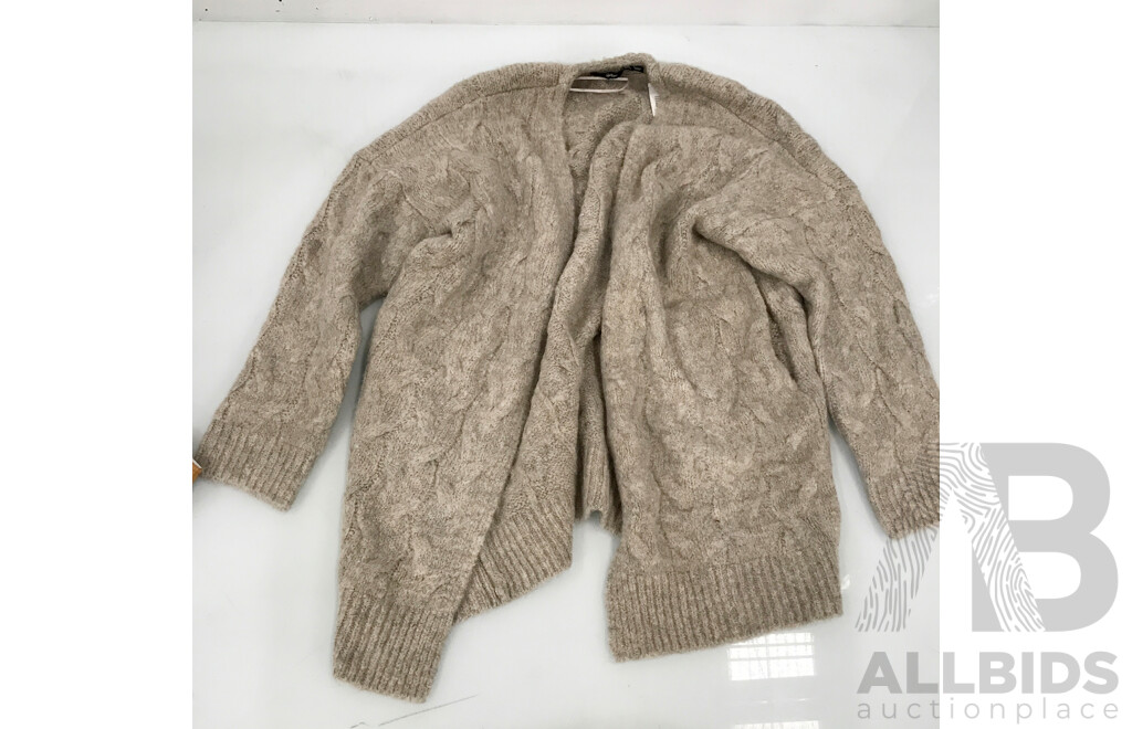 Assorted Nike, H&M, Sportsgirl Clothing