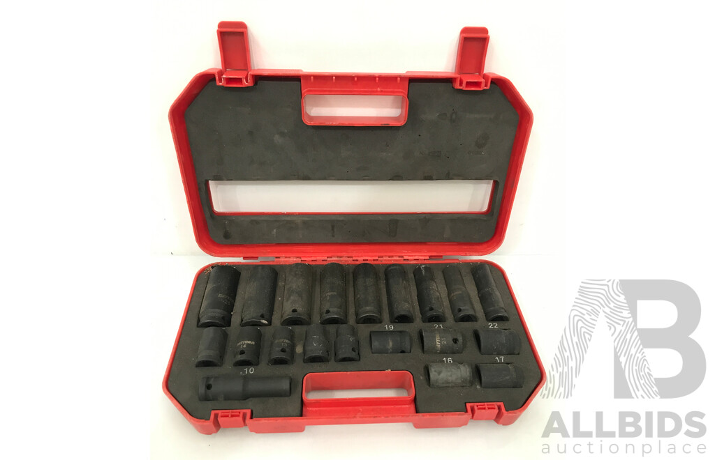 Daytona 20 Piece 1/2 Inch Drive Metric Impact Socket Set