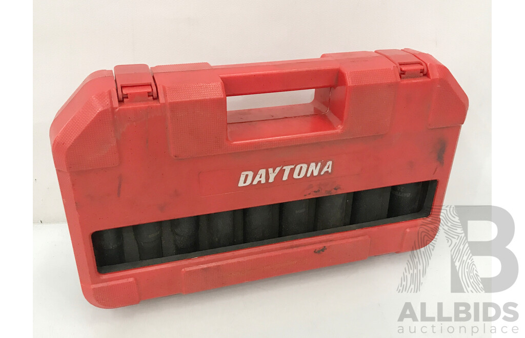 Daytona 20 Piece 1/2 Inch Drive Metric Impact Socket Set
