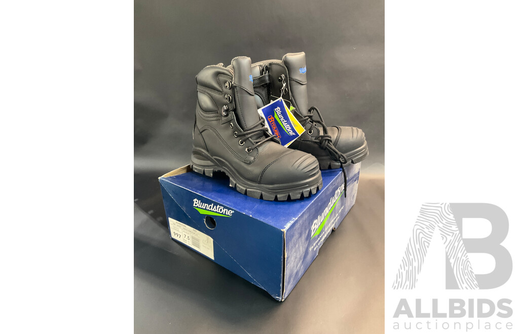 BLUNDSTONE Safety Boots and Pants - Lot of 3