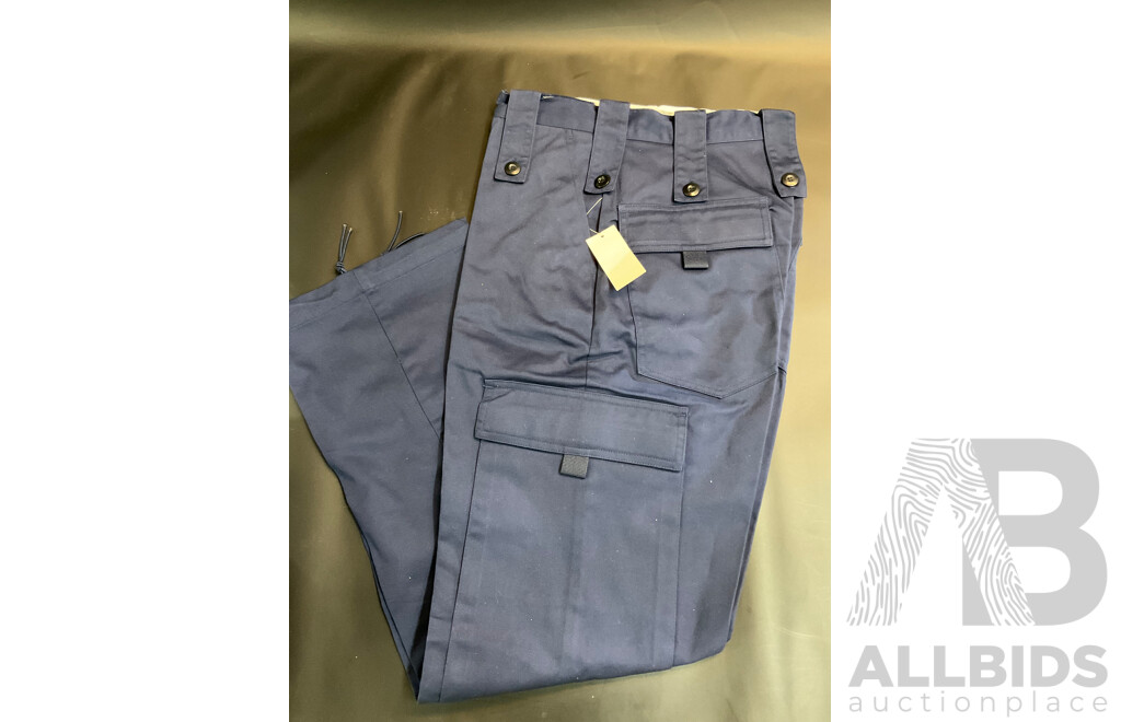 BLUNDSTONE Safety Boots and Pants - Lot of 3