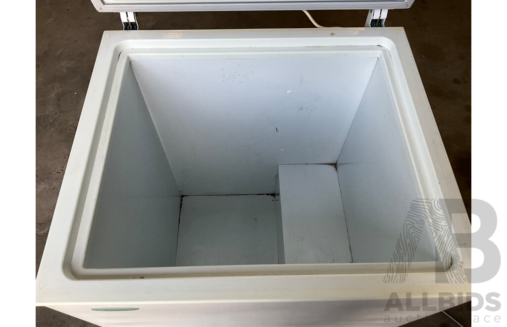 Westinghouse FD213S 210L Chest Freezer