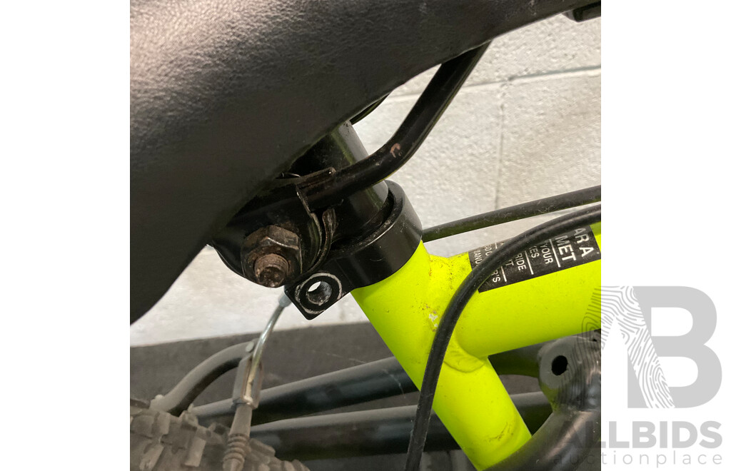 TRAX Dirt Burner Dual Suspension Bike