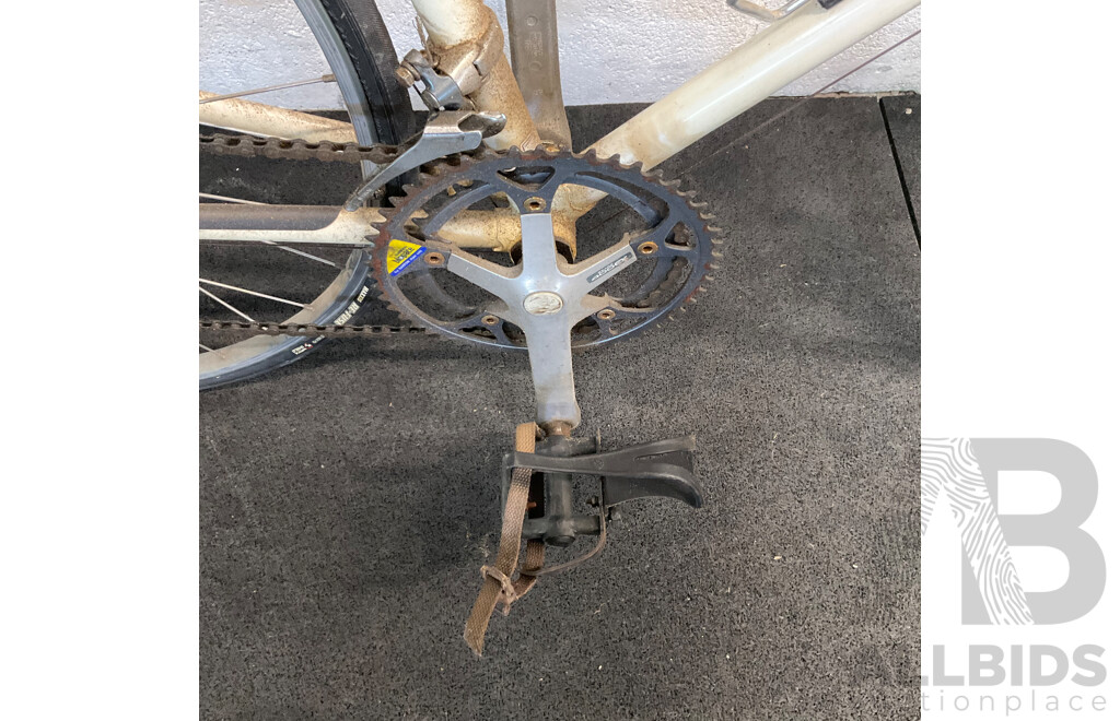 Vintage Giant Kronos Road Bike