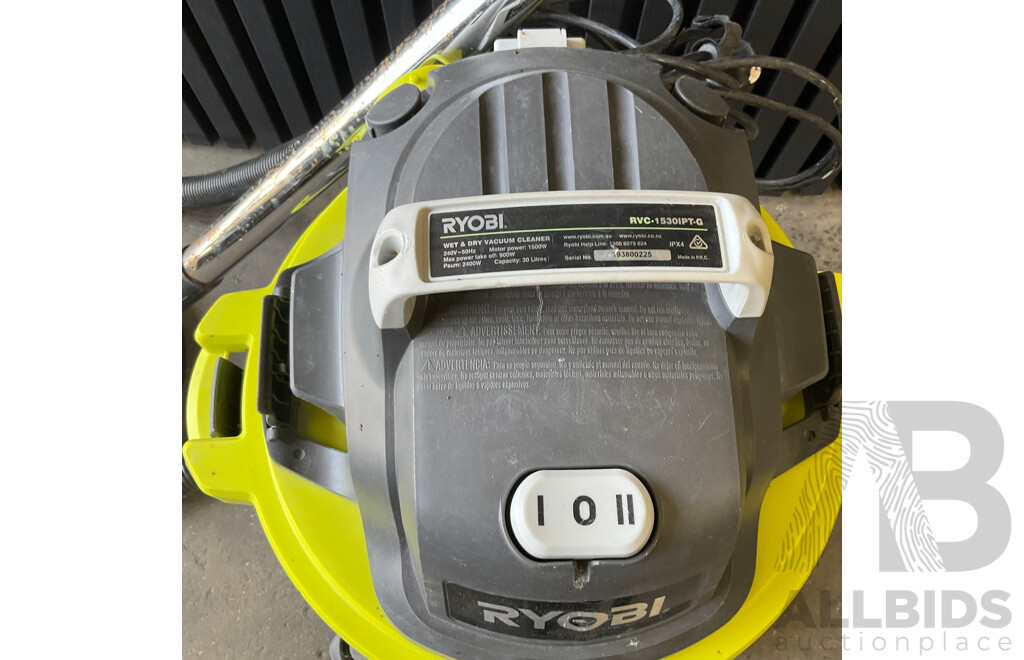 Ryobi RVC-1530IPT-G Ryobi RVC-1530IPT-G Vacuum